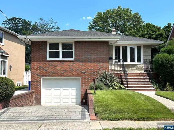 1018 Inwood Terrace, Fort Lee NJ 07024