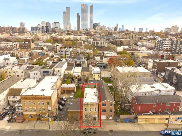 12 Wright Avenue, Jersey City NJ 07306
