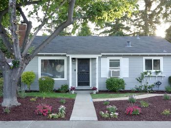 988 Sunset Drive