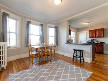 4464-4468 Washington St