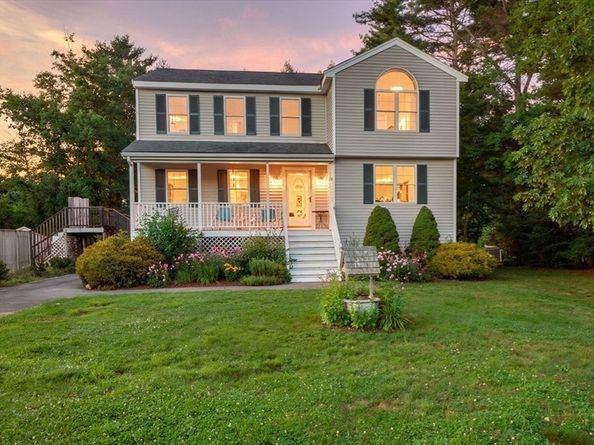 4 Mather Dr, Wareham MA 02571