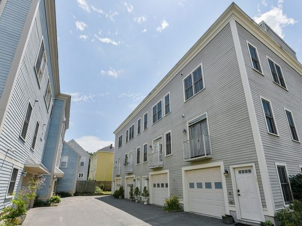 32 Stedman 32, Boston MA 02130