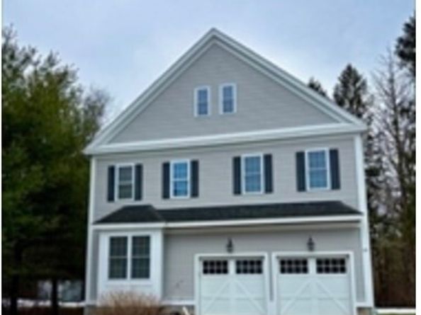 28 Mcintosh Drive 22, Stow MA 01775