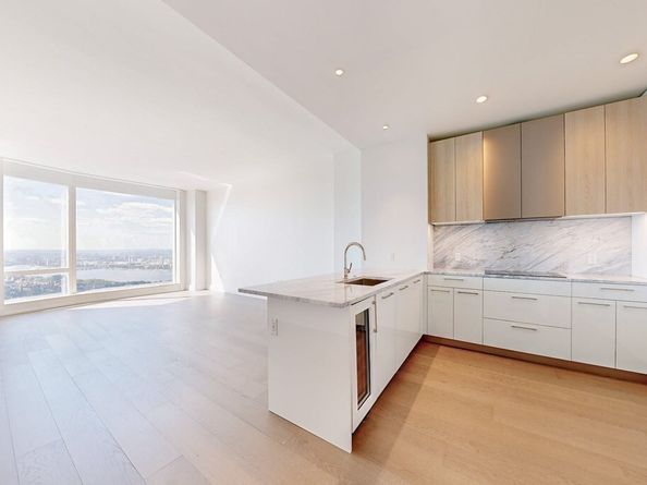 240 Devonshire Street 4005, Boston MA 02110