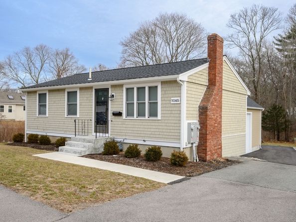 1065 Bedford St, Abington MA 02351