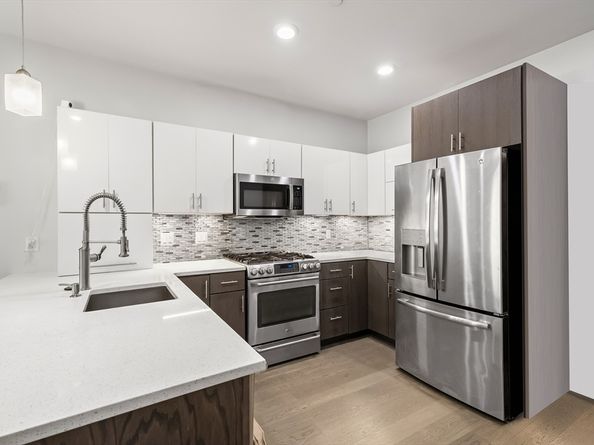 18 Cliveden 406W, Quincy MA 02169