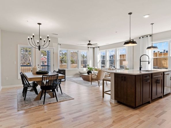 30 Coppersmith Way 506, Canton MA 02021