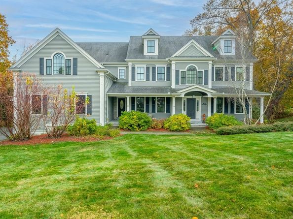 4 Whittier Rd, Lexington MA 02420