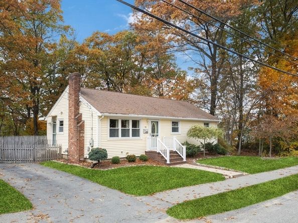 33 Sumner St, Norwood MA 02062