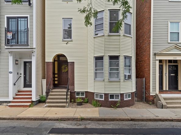 194 Emerson St, Boston MA 02127