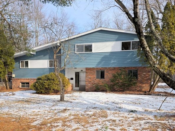 225 West Plain Street, Wayland MA 01778