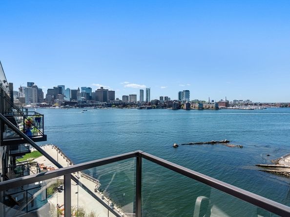 45 Lewis PH15, Boston MA 02128