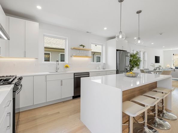 39 Seven Pines Ave 39, Cambridge MA 02140