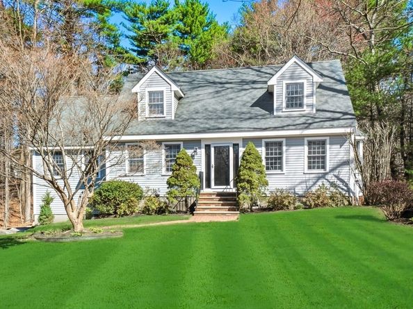 2 Tiger Row, Georgetown MA 01833