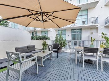 2100 Van Buren Street