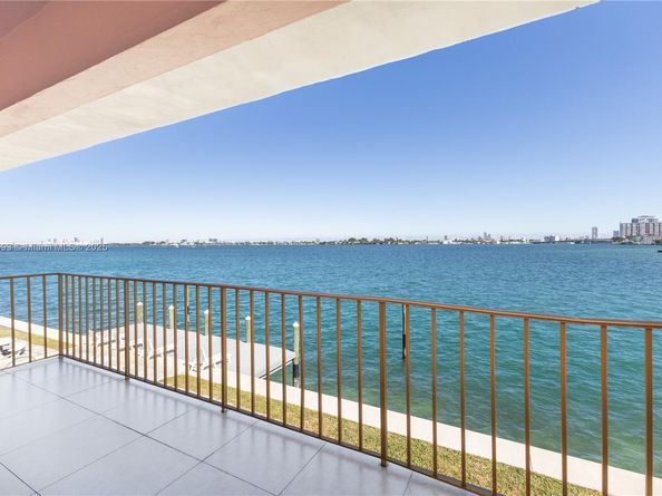 7921 East Dr 15, North Bay Village FL 33141