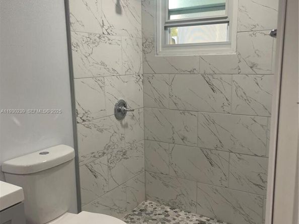 841 N 69th Ave, Hollywood FL 33024