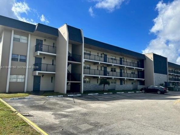 7910 N Colony Cir N 204, Tamarac FL 33321