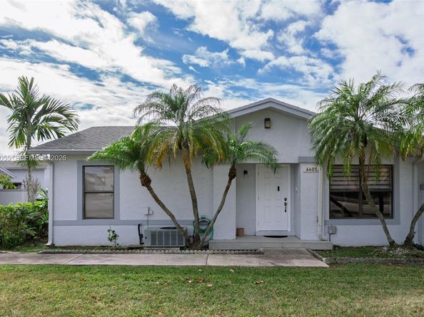 6405 SW 152nd Cir Pl 1005, Miami FL 33193