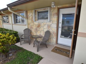 2852 W Crosley Drive