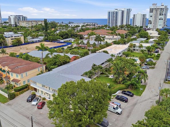 3201 SE 10th Street A9, Pompano Beach FL 33062