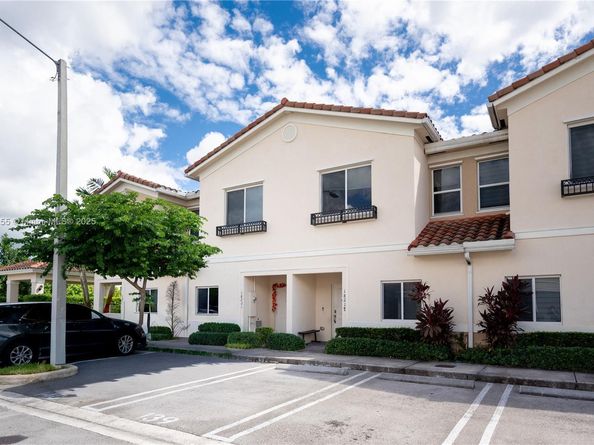 18221 NW 29th  Ct, Miami Gardens FL 33056