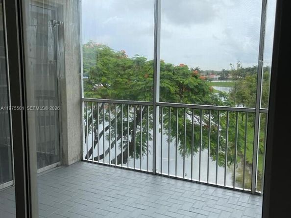 10750 NW 66th St 411, Doral FL 33178