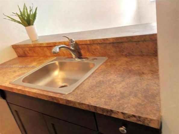 1225 NE 124th St 46B, North Miami FL 33161