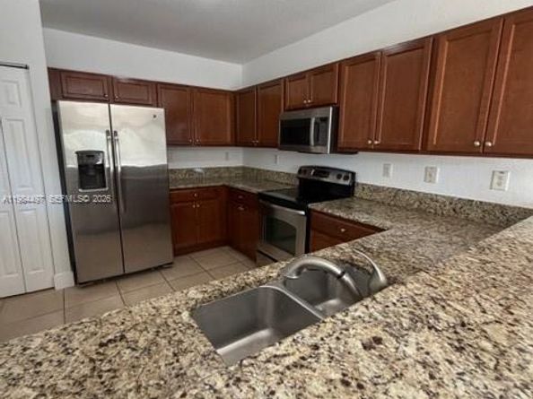 11601 NW 89th St 202, Doral FL 33178
