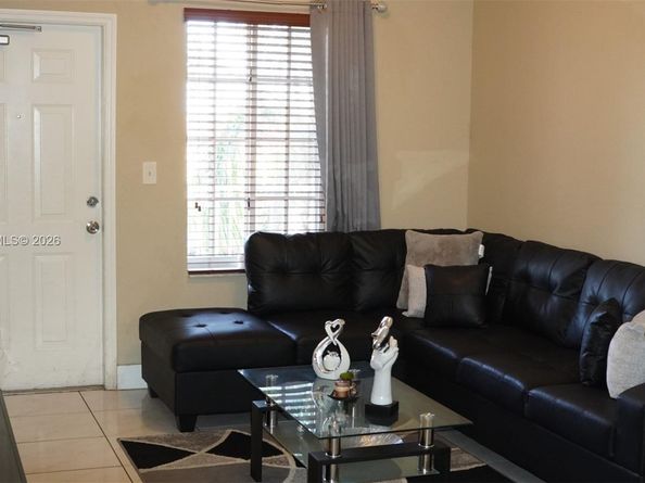 6940 NW 179th St 3087, Hialeah FL 33015