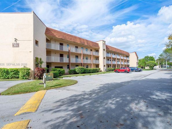 2811 N Pine Island Rd 108, Sunrise FL 33322