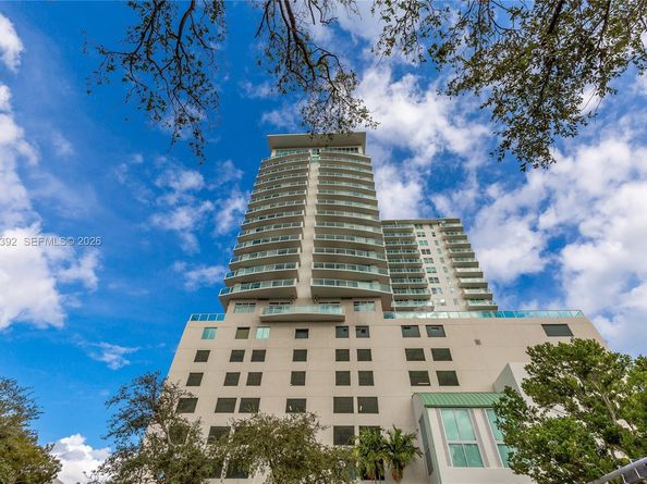 2889 Mcfarlane Rd 1812, Miami FL 33133