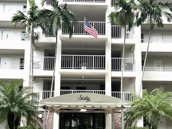 605 OAKS Drive