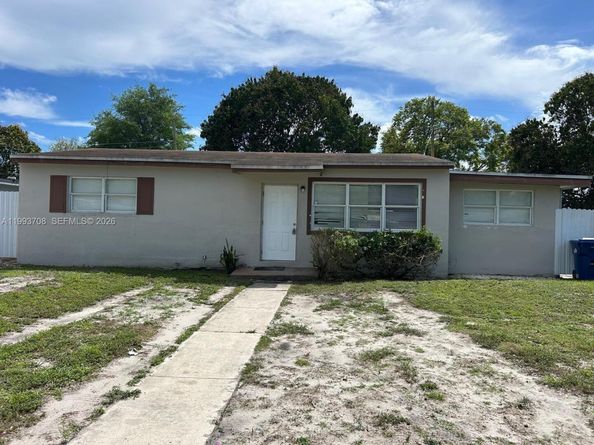 3310 NW 171st St, Miami Gardens FL 33056