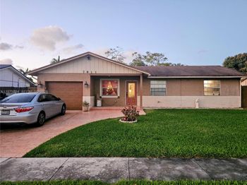 7811 NW 47th St