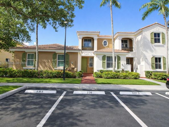 2264 NE 42nd Cir, Homestead FL 33033