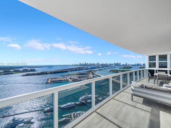 400 Alton Rd 3503, Miami Beach FL 33139
