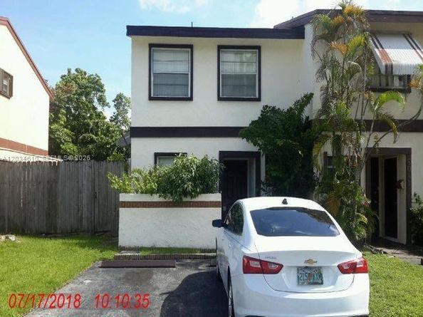 Undisclosed Address #A12034610, North Lauderdale FL 33068