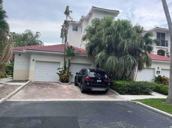 3205 NE 184th St 9302, Aventura FL 33160