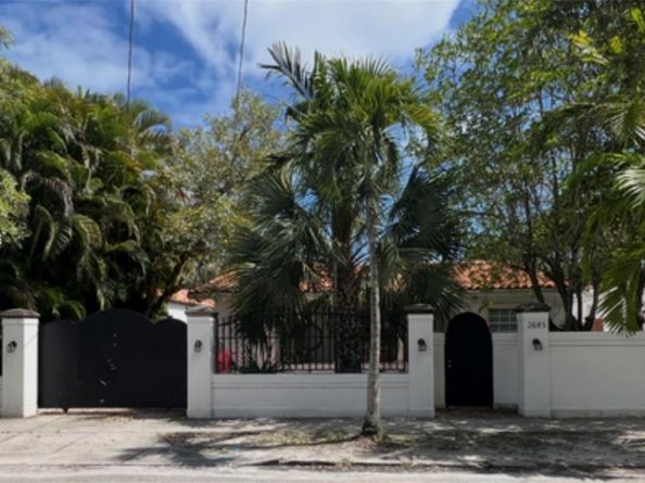 3685 SW 1st Ave, Miami FL 33145