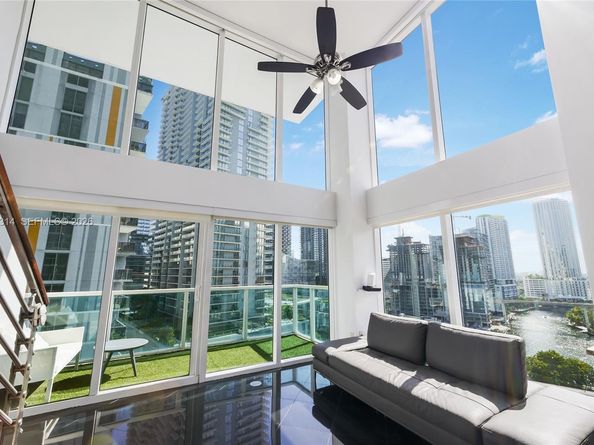 41 SE 5th St 1116, Miami FL 33131