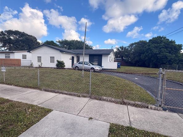 410 NW 34th Ave, Lauderhill FL 33311