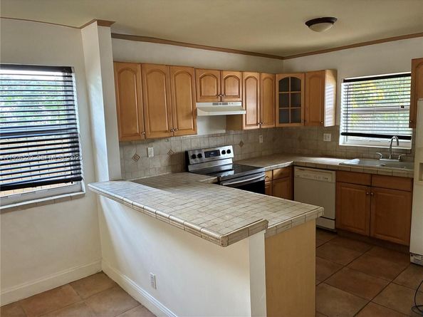 13514 NE 23rd Pl, North Miami FL 33181