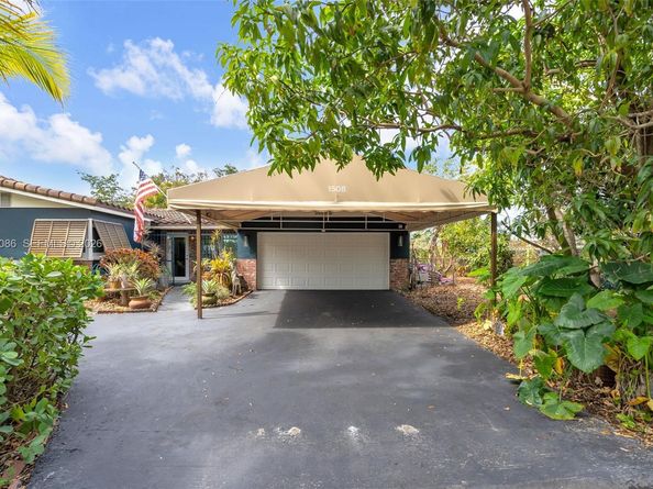 1508 N 74th Ter, Hollywood FL 33024