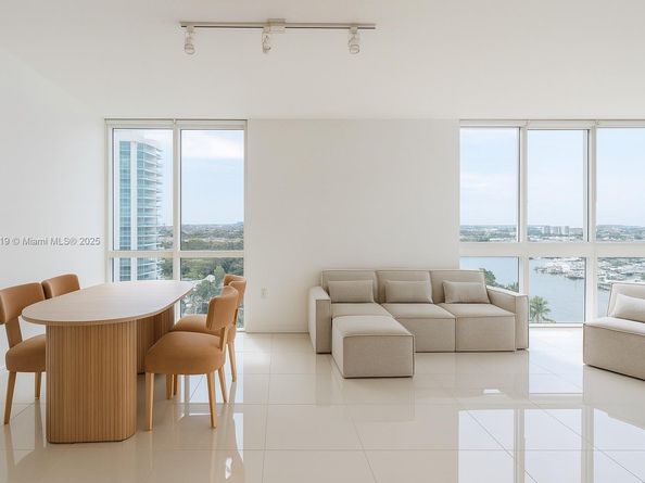 1861 NW S River Dr 1505, Miami FL 33125