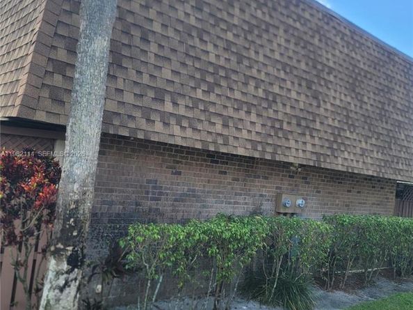 5961 NW 54th Ln, Tamarac FL 33319