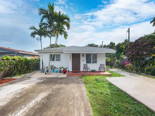 2275 SW 61st Ave, Miami FL 33155