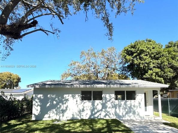 6091 SW 64th Ter, South Miami FL 33143