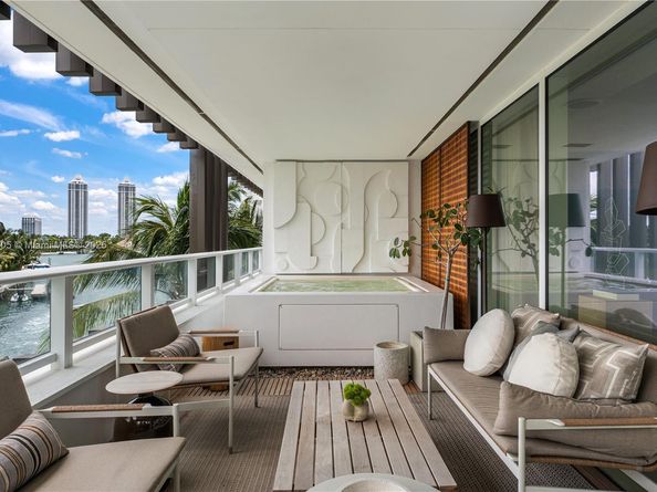 4701 N Meridian Ave 421, Miami Beach FL 33140