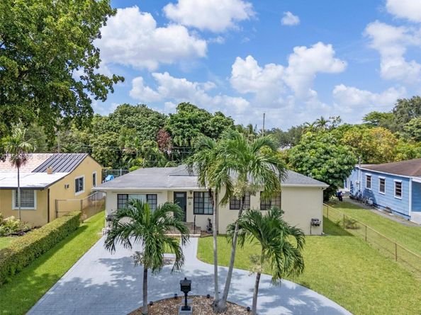 249 Carlisle Dr, Miami Springs FL 33166